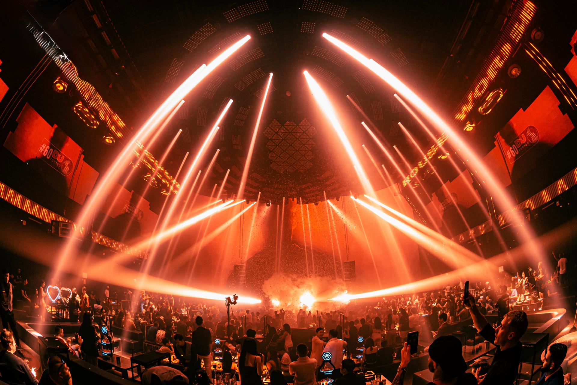 Madism performing live